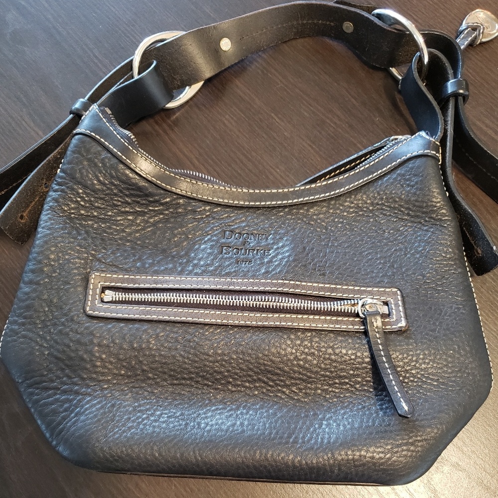 Dooney & Bourke purse